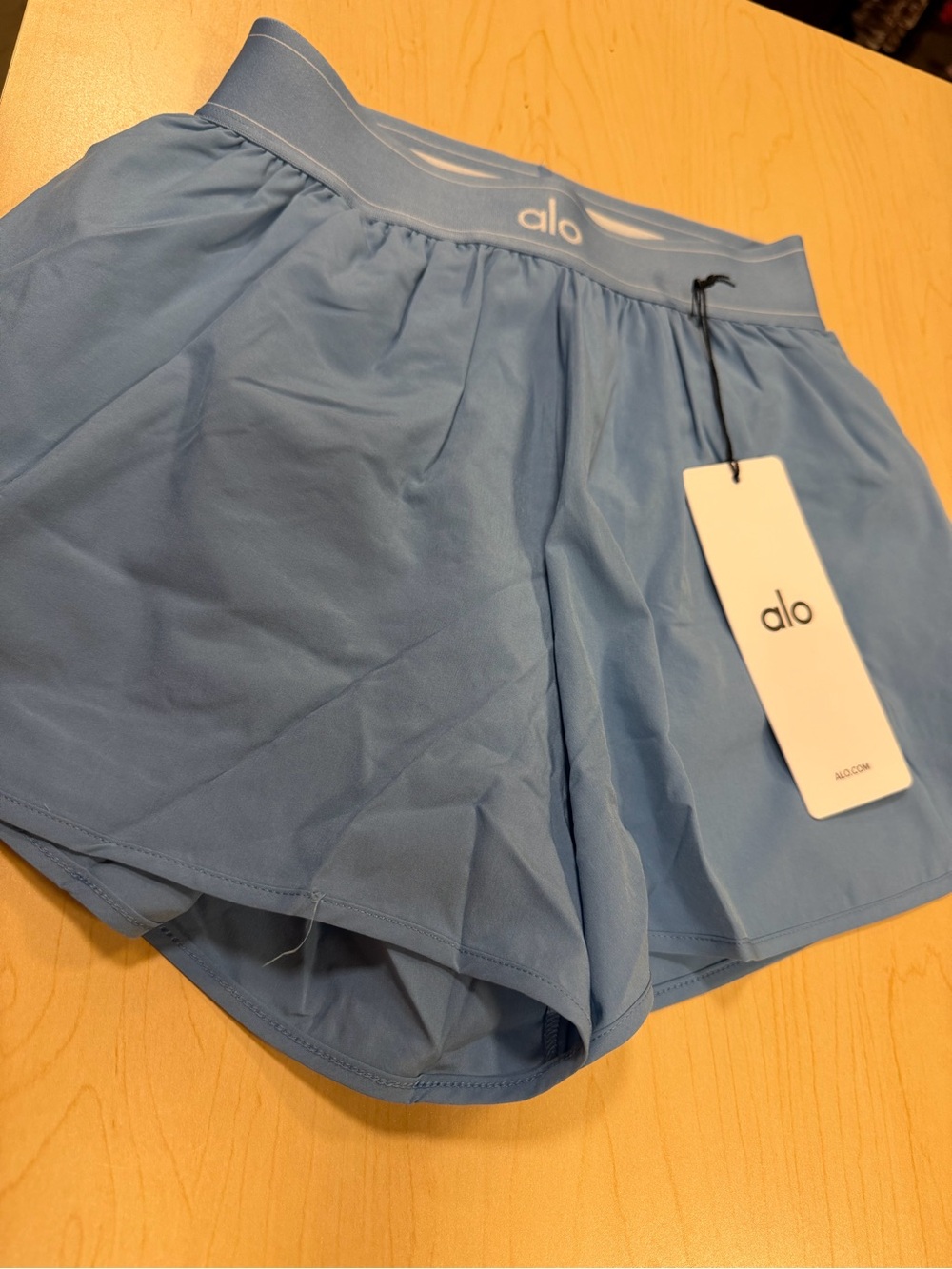 Alo Yoga California Match Point Short